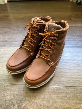 L.L. Bean Men's Chestnut Brown Leather Lace-Up Boots